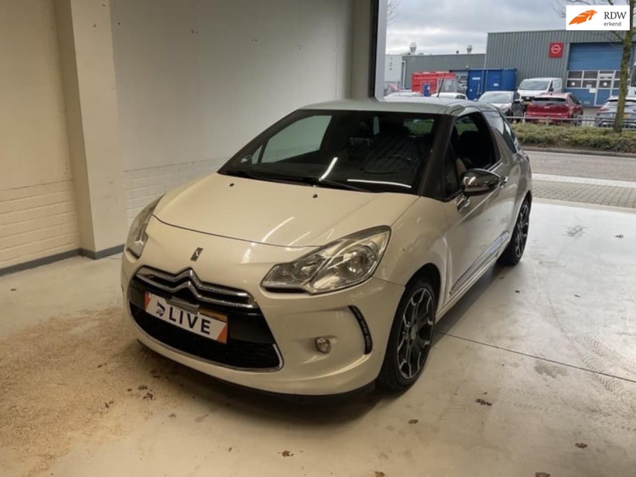 Citroën DS3 - 1.6 THP Sport Chic|APK 11.2026|Export| - AutoWereld.nl