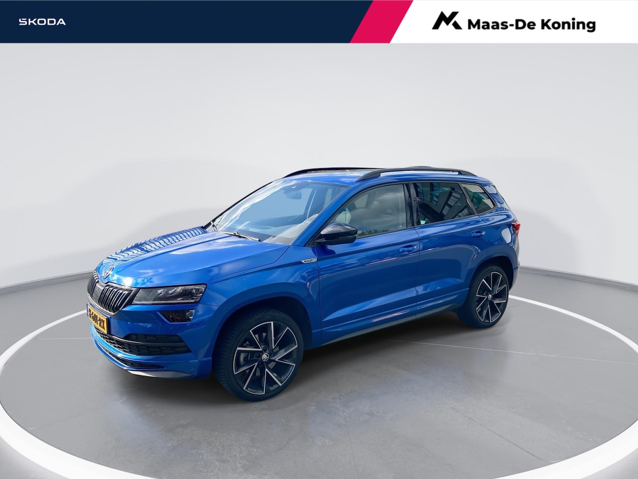 Skoda Karoq - 1.5 TSI ACT 150pk DSG Sportline Business · Panoramadak · Camera · Trekhaak · Apple/Android - AutoWereld.nl