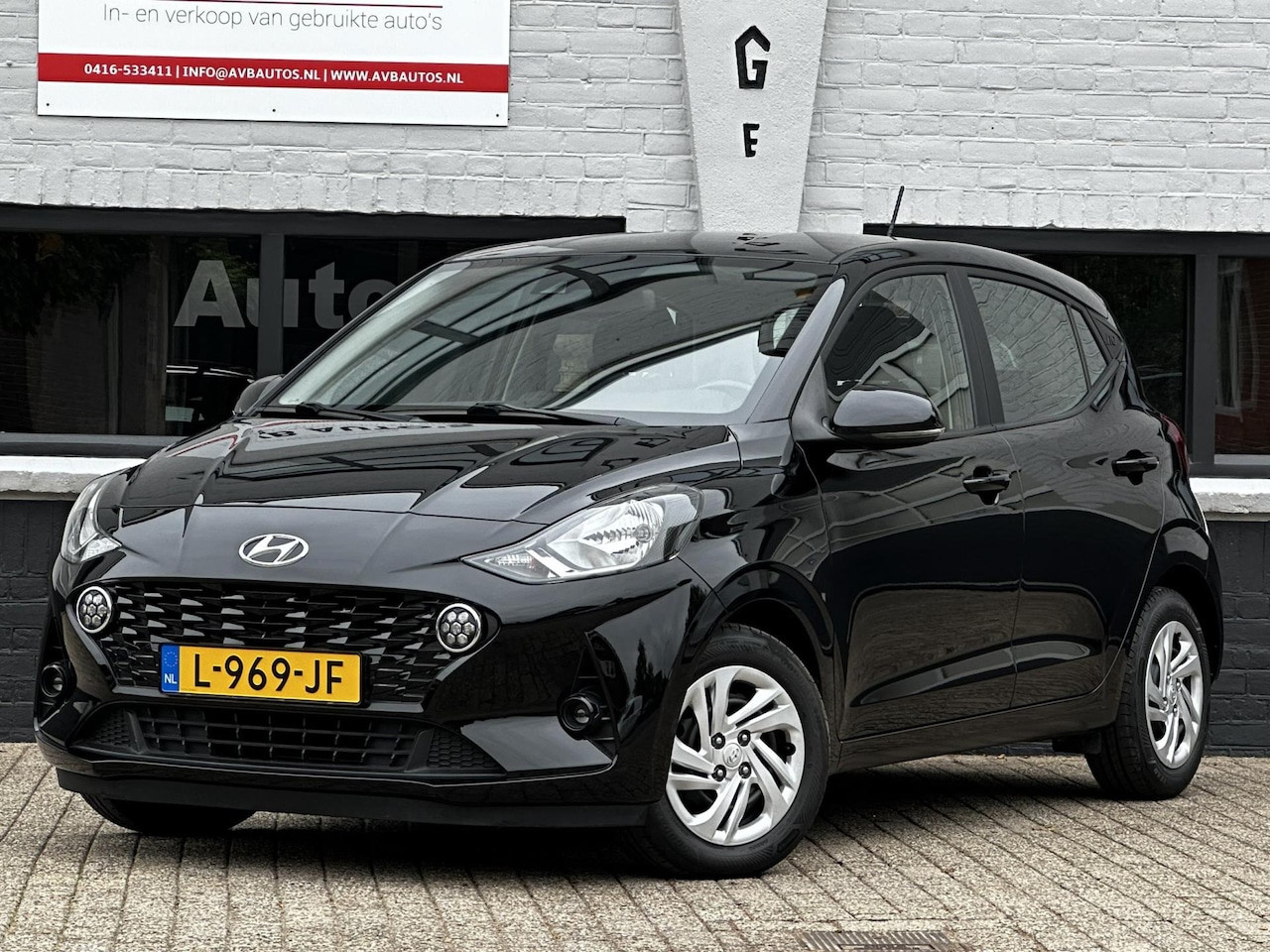 Hyundai i10 - 1.0 Comfort Smart Navi Cruise Carplay Apk 6-2027 - AutoWereld.nl