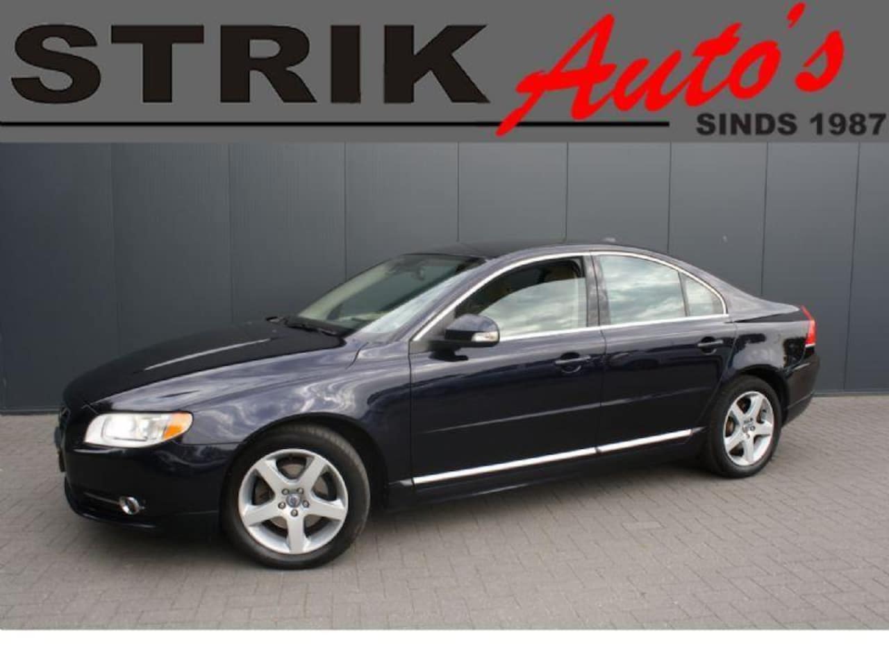 Volvo S80 - 2.4D Momentum - LEDER - NAVIGATIE - TREKHAAK - AutoWereld.nl