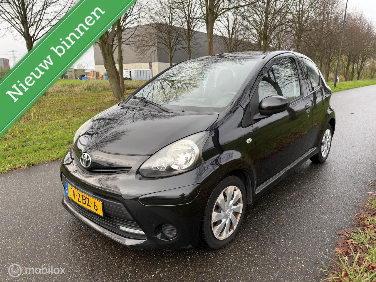 Toyota Aygo - 1.0 VVT-i Aspiration*AUTOMAAT*SCHERM*1E EIGENAAR - AutoWereld.nl