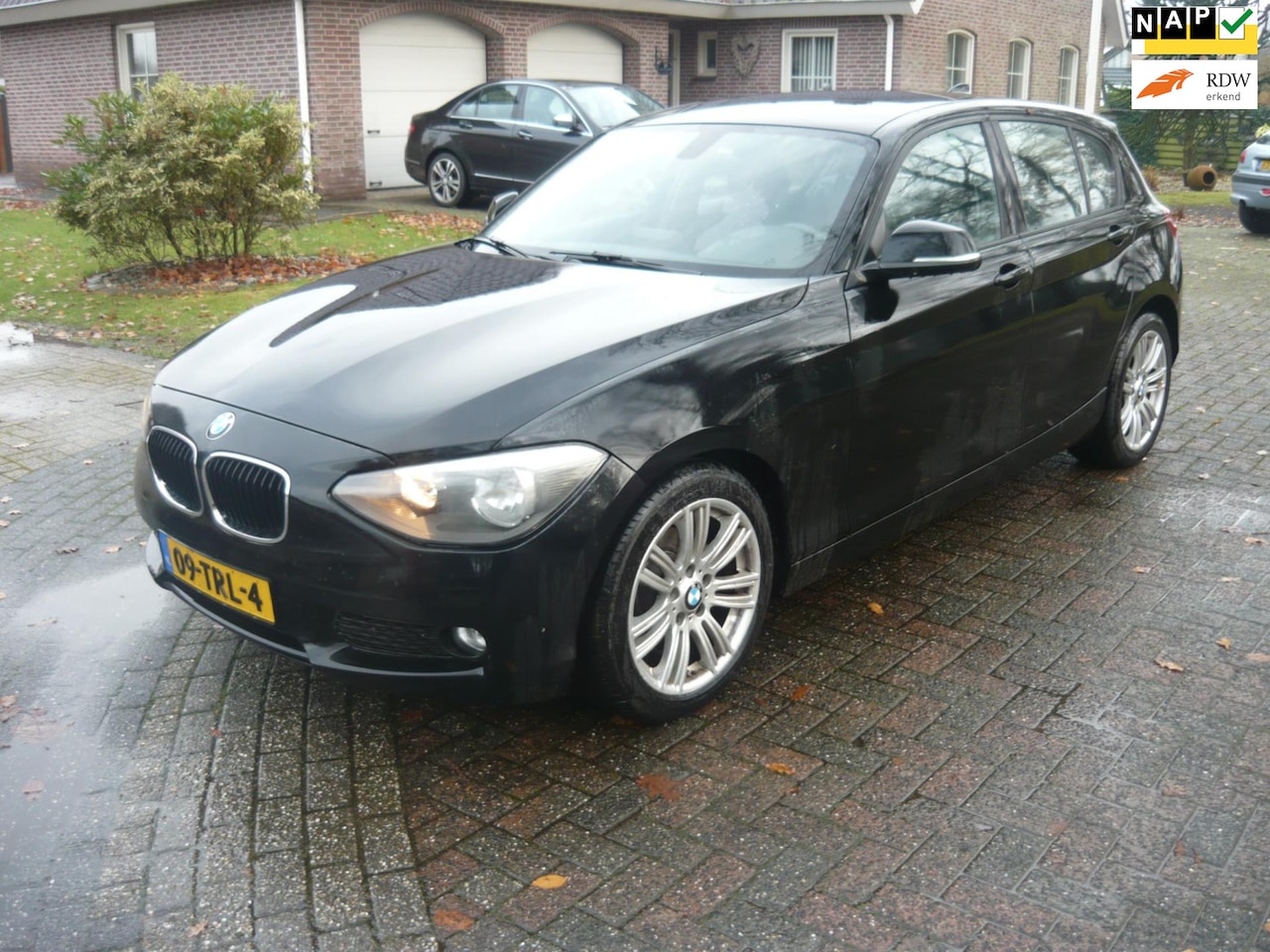BMW 1-serie - 116i Business 116i Business+ - AutoWereld.nl