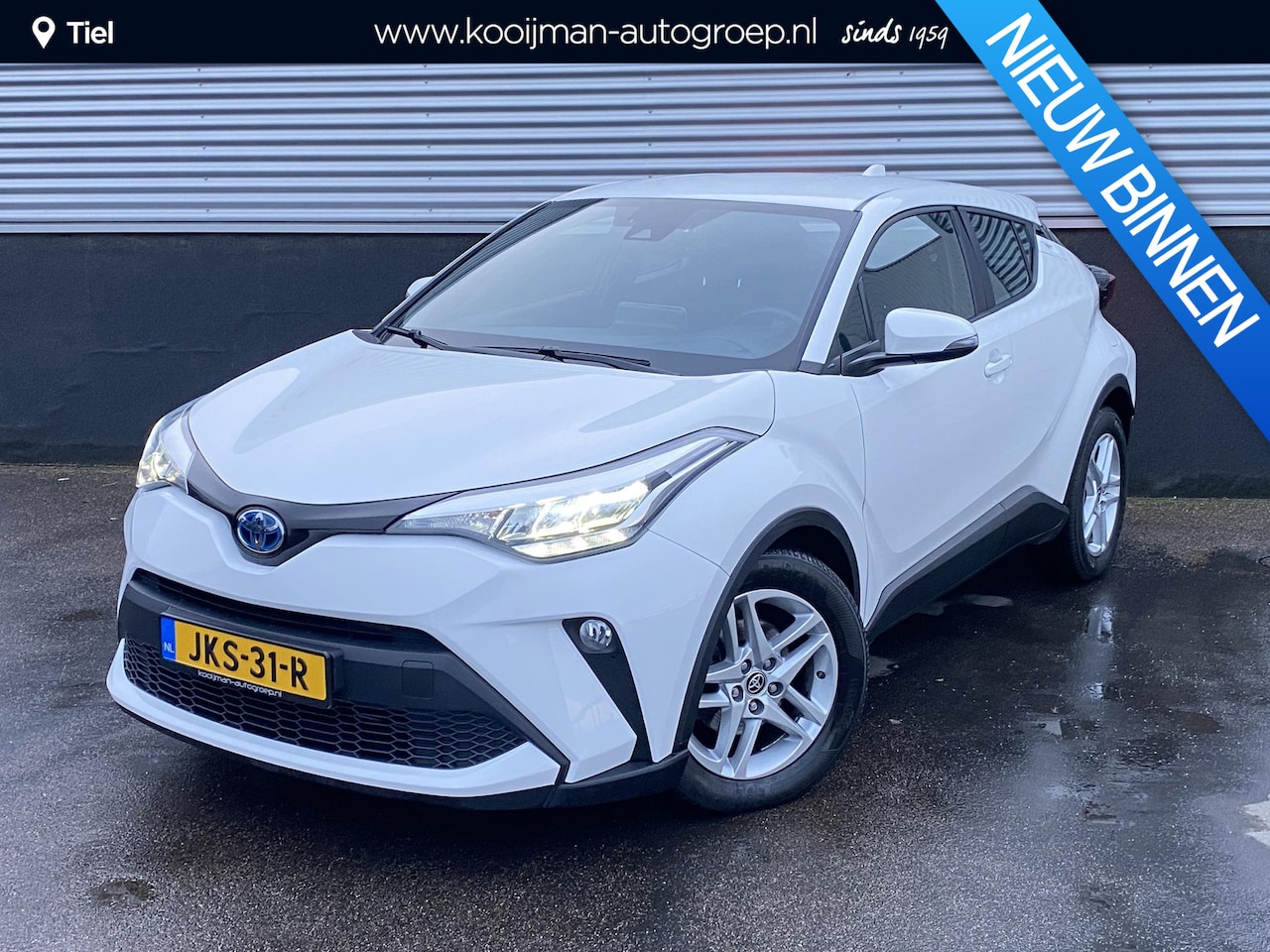 Toyota C-HR - 1.8 Hybrid Active Apple CarPlay/Android Auto Navigatie, achteruitrij camera, keyless, adap - AutoWereld.nl