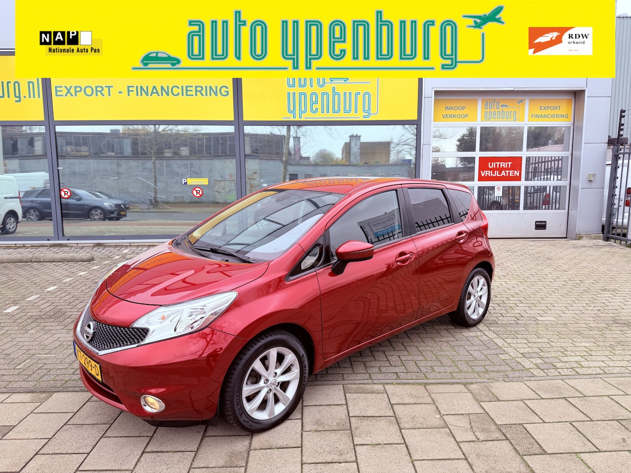 Nissan Note - 1.2 DIG-S Connect Edition * 84.361 Km * Navi * Climatronic * Keyless Entry * - AutoWereld.nl
