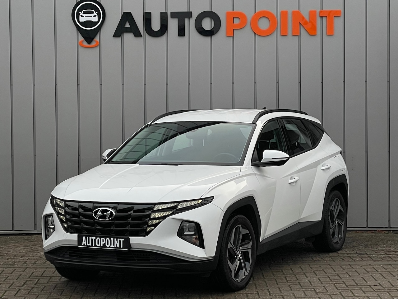 Hyundai Tucson - 1.6 T-GDI PHEV 4WD 1E EIG DEALEROND|CAMERA|VIRTUAL COCKPIT|DUALCLIMA|APPLECARPLAY|LANE ASS - AutoWereld.nl