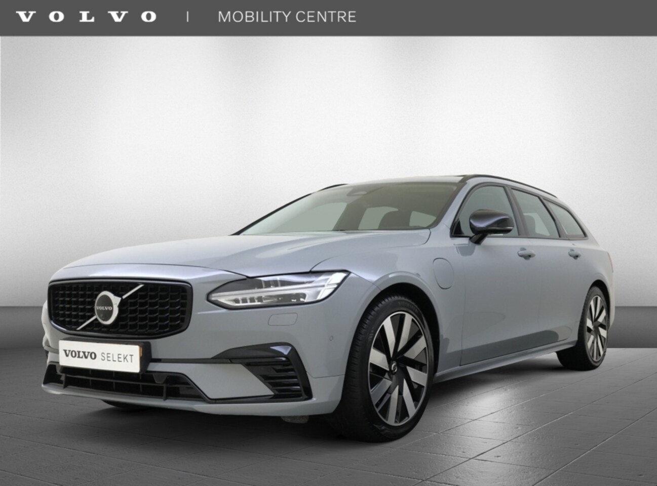 Volvo V90 - T6 AWD Ultra Dark | Trekhaak | Panoramadak | 360° Camera | - AutoWereld.nl