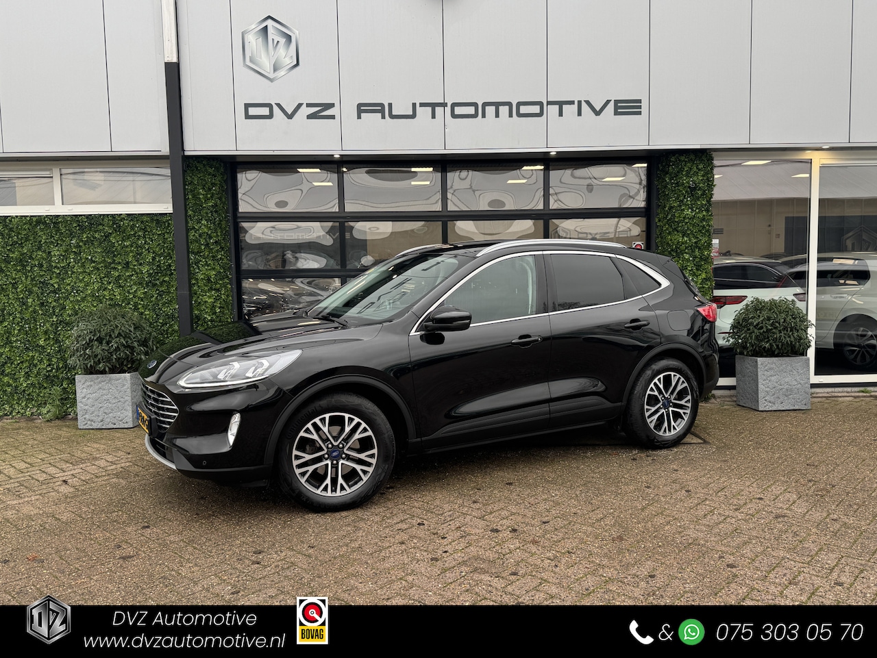 Ford Kuga - 1.5 EcoBoost Titanium X | HUD | Trekhaak | Winter Pack - AutoWereld.nl