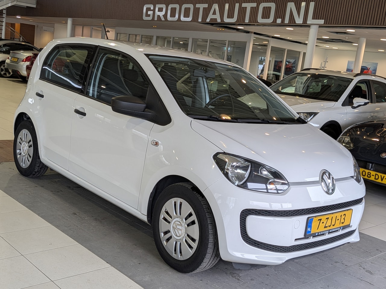 Volkswagen Up! - 1.0 take up! BlueMotion 5 Deurs, Airco, Stuurbekrachtiging - AutoWereld.nl