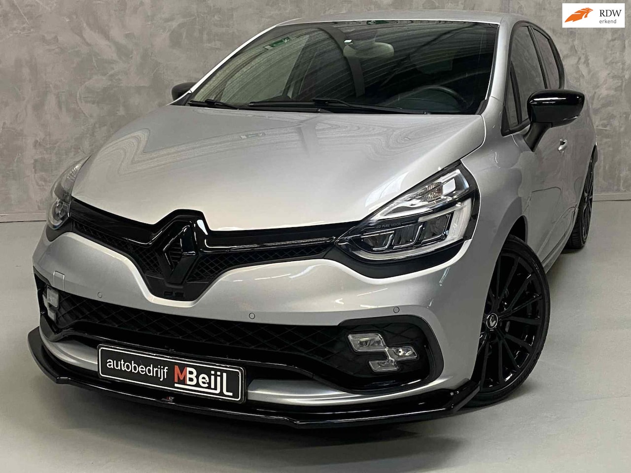 Renault Clio - 1.6 Turbo R.S. /Camera /MAXTON /Leder - AutoWereld.nl