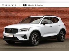 Volvo XC40 - B4 Plus Dark | Verwarmbare Voorstoelen en Stuurwiel | Semi-Elektrische Trekhaak | Verwarmb