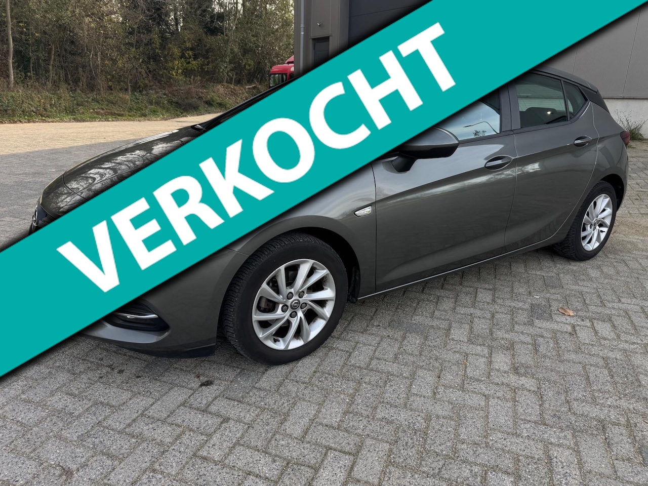 Opel Astra - 1.2 Edition NAVI KM NAP - AutoWereld.nl