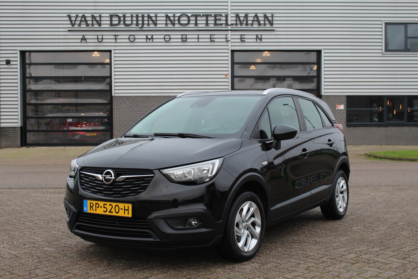 Opel Crossland X - 1.2 Turbo Online Edition / Carplay / PDC / N.A.P. - AutoWereld.nl