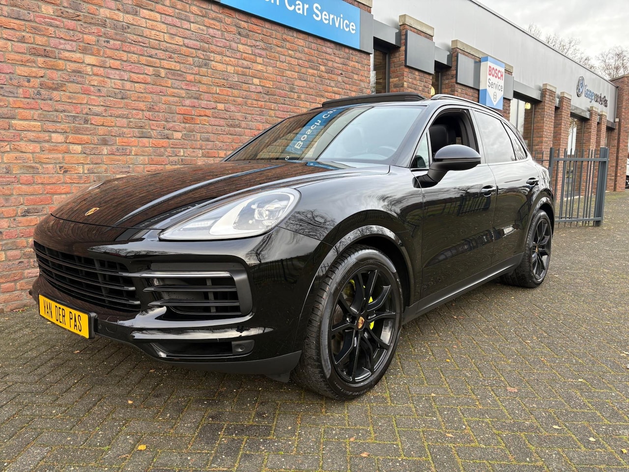 Porsche Cayenne - 3.0 E-Hybrid|Sport Chrono|Trekhaak|Panoramadak - AutoWereld.nl