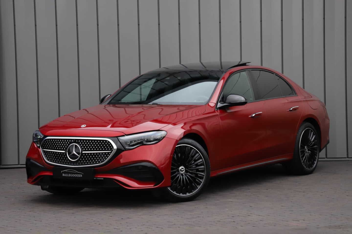 Mercedes-Benz E-klasse - 400e AMG 4-Matic | 381PK | Luchtvering | Achterasbesturing | Head-up | Burmester 4D | Keyl - AutoWereld.nl