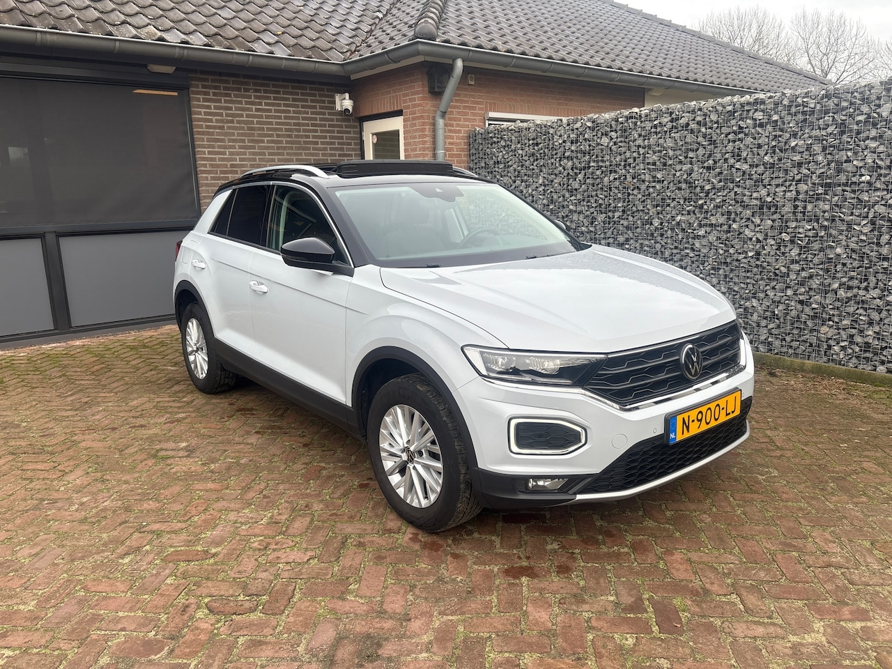 Volkswagen T-Roc - 1.5 TSI Style Business 1.5 TSI Style Business - AutoWereld.nl