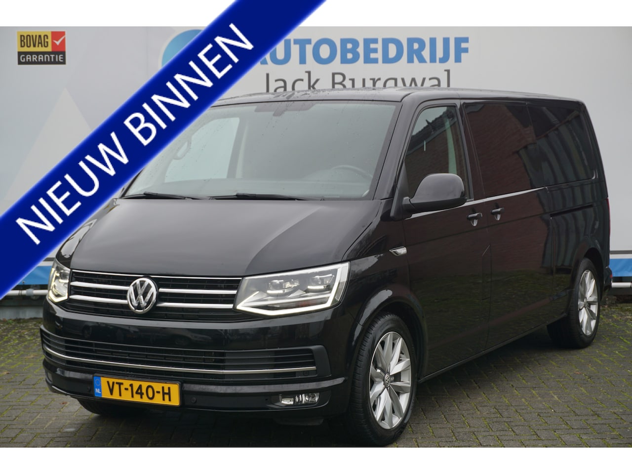 Volkswagen Transporter - 2.0 TDI L2H1 204PK Highline Dubbele schuifdeur | Trekhaak | Stoelverw. - AutoWereld.nl