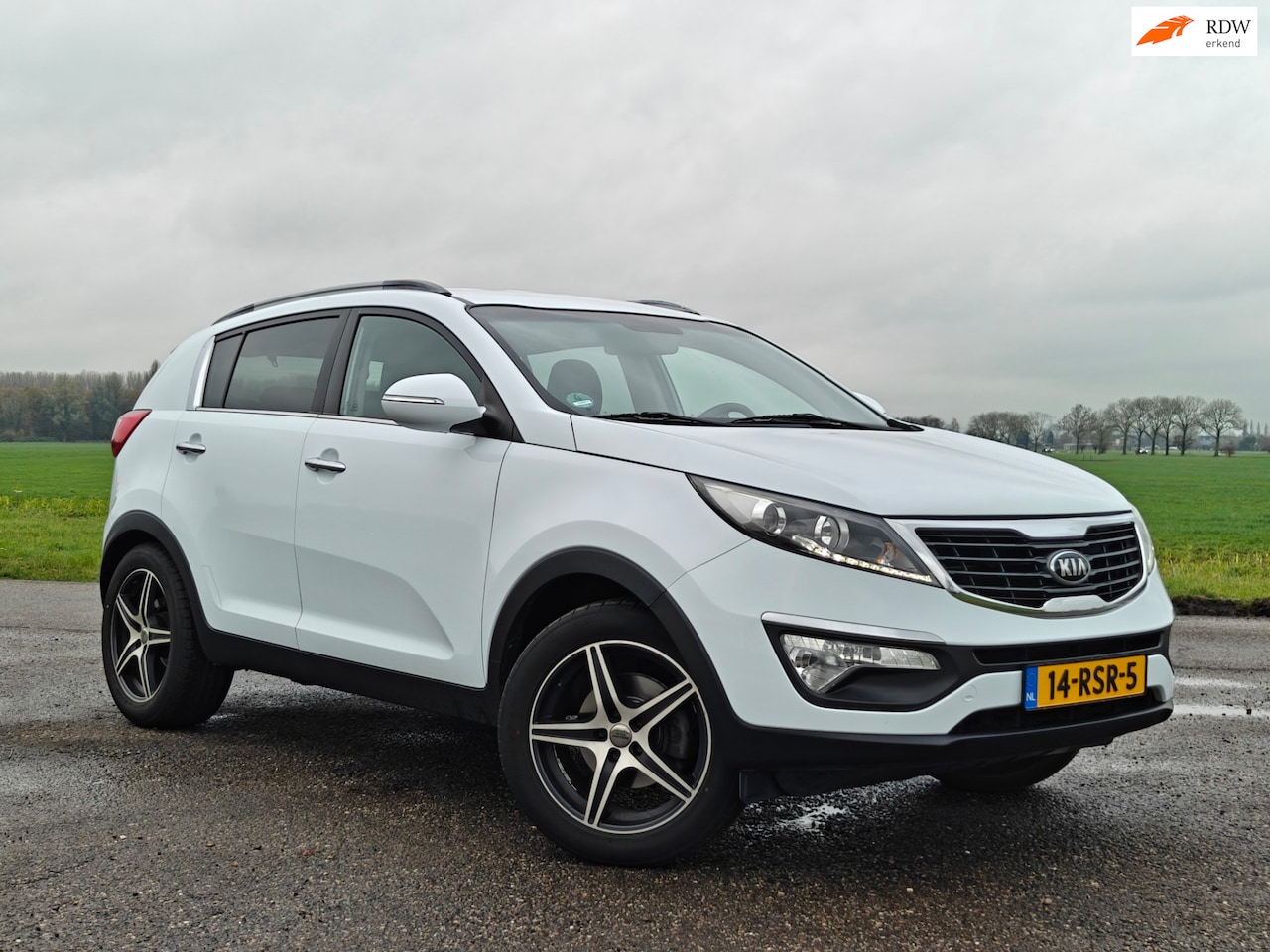 Kia Sportage - 1.6 GDI X-ecutive Plus Pack 1.6 GDI X-ecutive Plus Pack - AutoWereld.nl