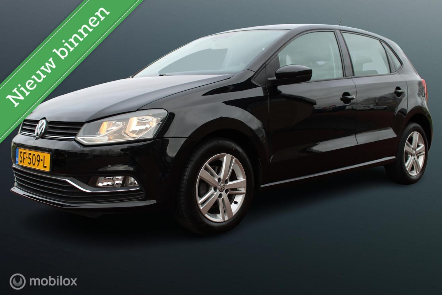Volkswagen Polo - 1.2 TSI 90 PK 4 Cilinder Comfortline, Airco, Pdc, Lmv, Telefoon, Multi Media system - AutoWereld.nl