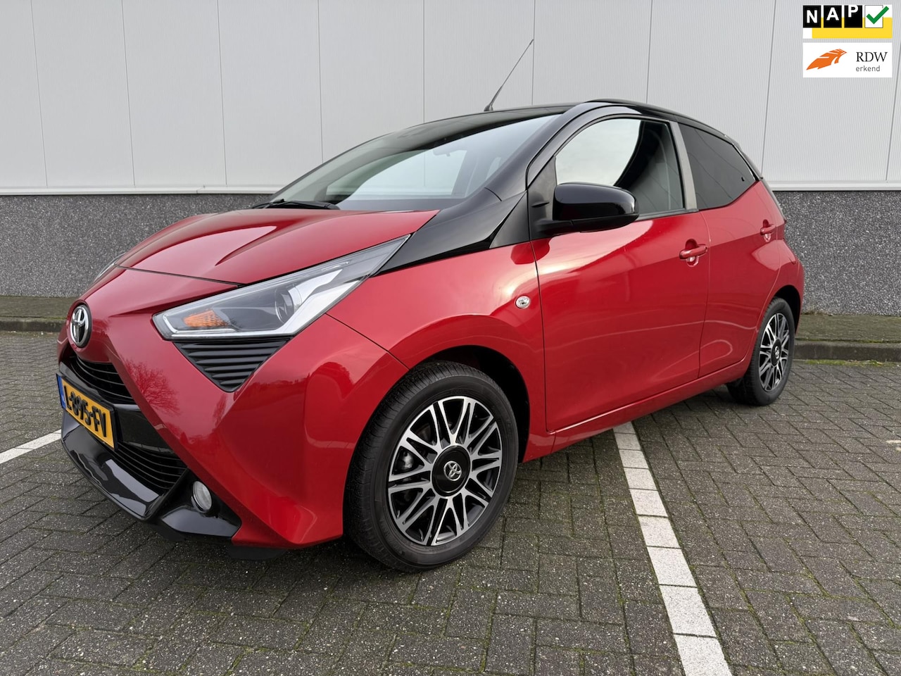 Toyota Aygo - 1.0 VVT-i x-clusiv automaat - AutoWereld.nl