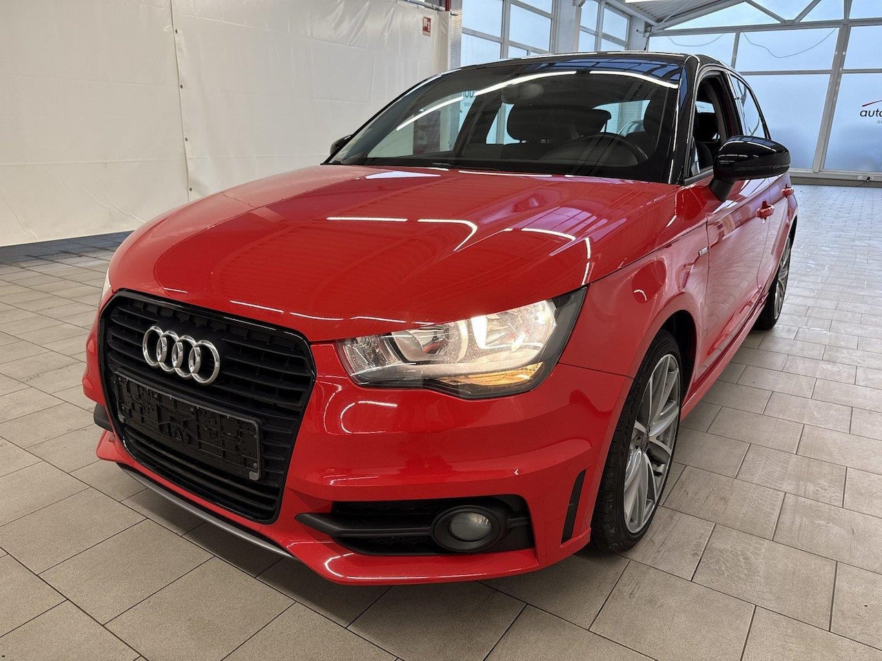 Audi A1 Sportback - 1.2 TFSI Admired S-Line - AutoWereld.nl