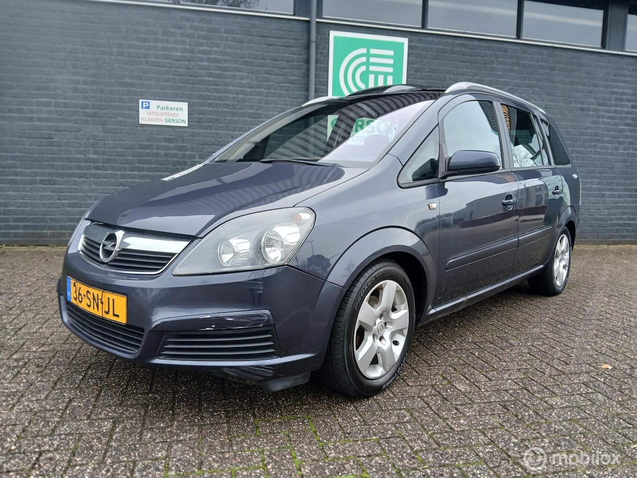 Opel Zafira - 1.6 Panoramadak/ 7-Persoons - AutoWereld.nl