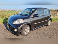 Daihatsu Sirion 2 - 1.3-16V Comfort Airco, elektrische ramen, bluetooth, kleine beurt gehad