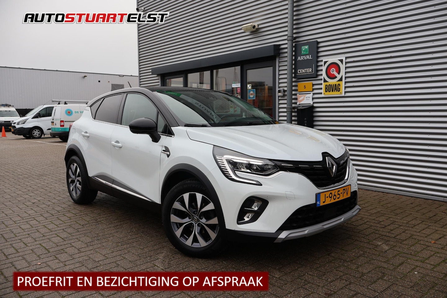 Renault Captur - 1.0 TCe 100 Intens 1 Eigenaar | NL-Auto | Volledig Onderh | BTW | Two-Tone | Carplay | Nav - AutoWereld.nl