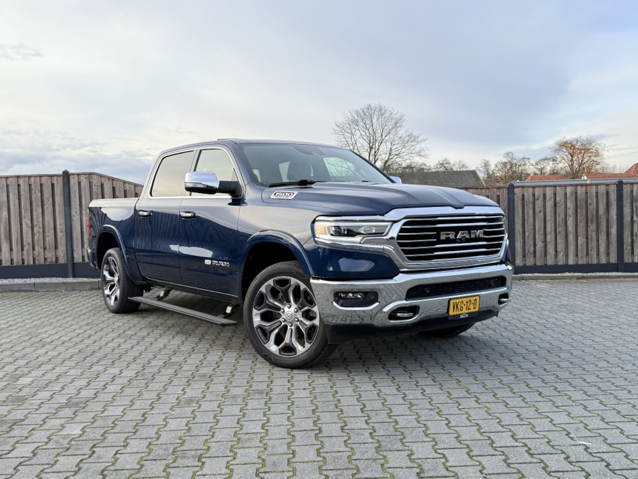 Dodge Ram 1500 - 5.7 V8 4x4 CC LONGHORN VOL! - AutoWereld.nl