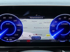 Mercedes-Benz EQV - 300 L2 Avantgarde 7 Persoons AMG Pakket Luchtvering