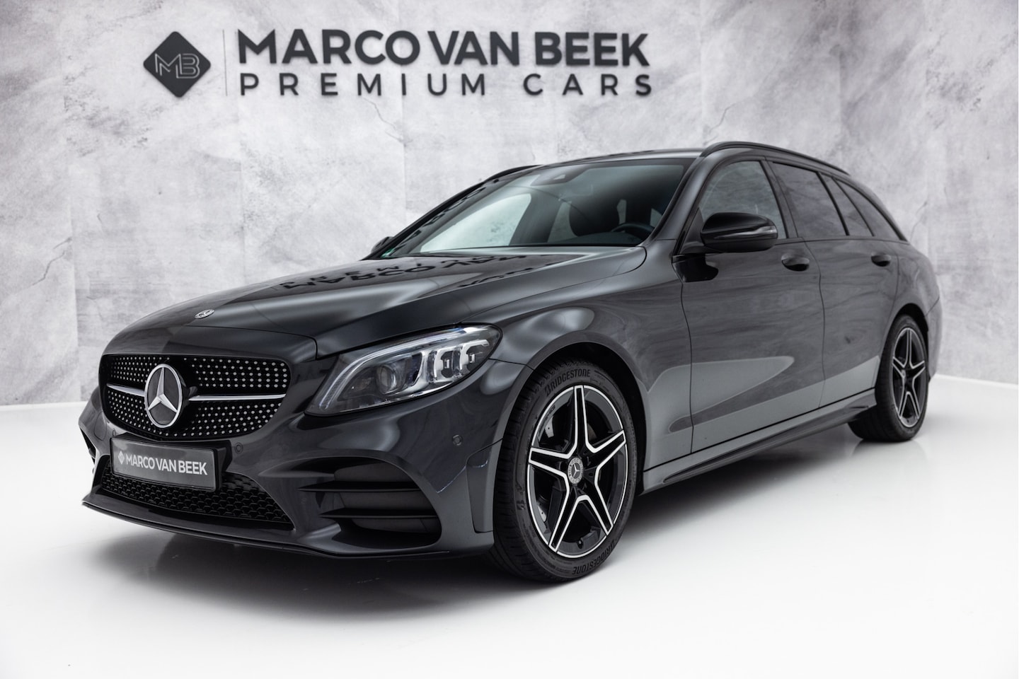 Mercedes-Benz C-klasse Estate - 180 Premium Pack AMG | Trekhaak | Night | Virtual - AutoWereld.nl