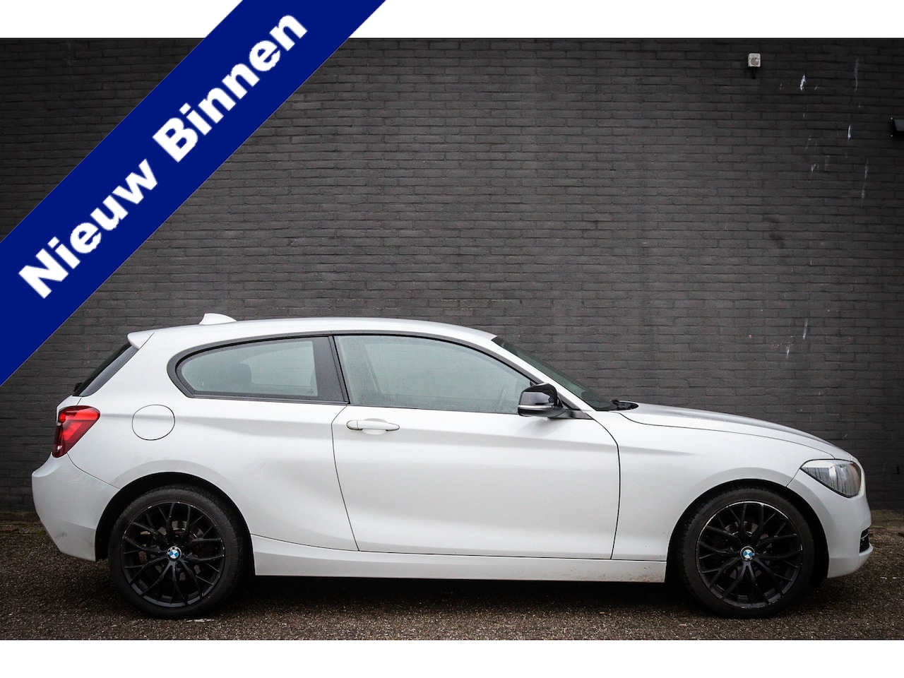 BMW 1-serie - 114i EDE Net binnen - Nu al te bezichtigen - AutoWereld.nl