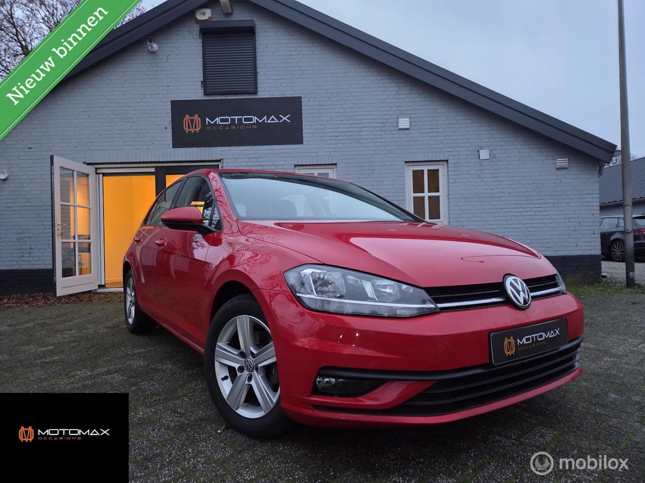 Volkswagen Golf - 1.0 TSI Trendline 1.0 TSI Trendline - AutoWereld.nl