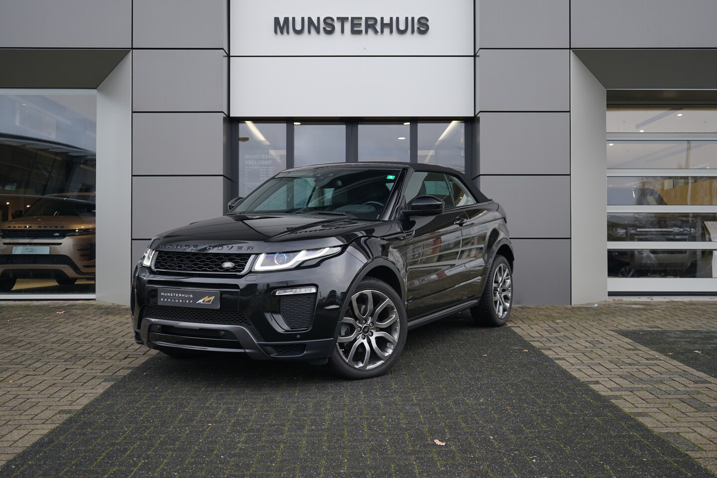 Land Rover Range Rover Evoque - Convertible 2.0 TD4 SE Dynamic | Verwarmde voorstoelen met geheugenfunctie | Meridian | Tr - AutoWereld.nl