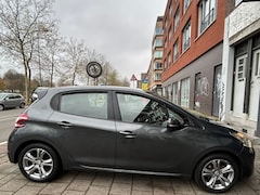 Peugeot 208 - (met een revisie motor) 1.2 VTi Envy