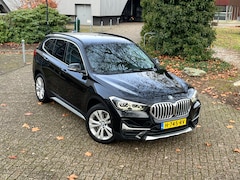 BMW X1 - 2.0i sDrive High Executive 192pk Automaat - xLine - Leer - Stoelverwarming - Climate Control - Trekhaak