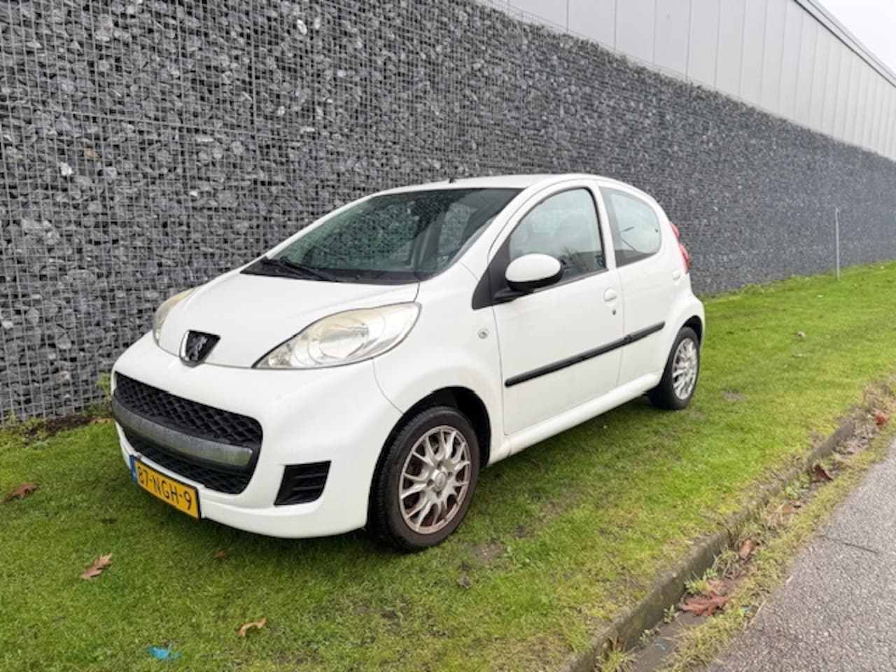 Peugeot 107 - 1.0-12V XS AIRCO - 5Drs - AutoWereld.nl