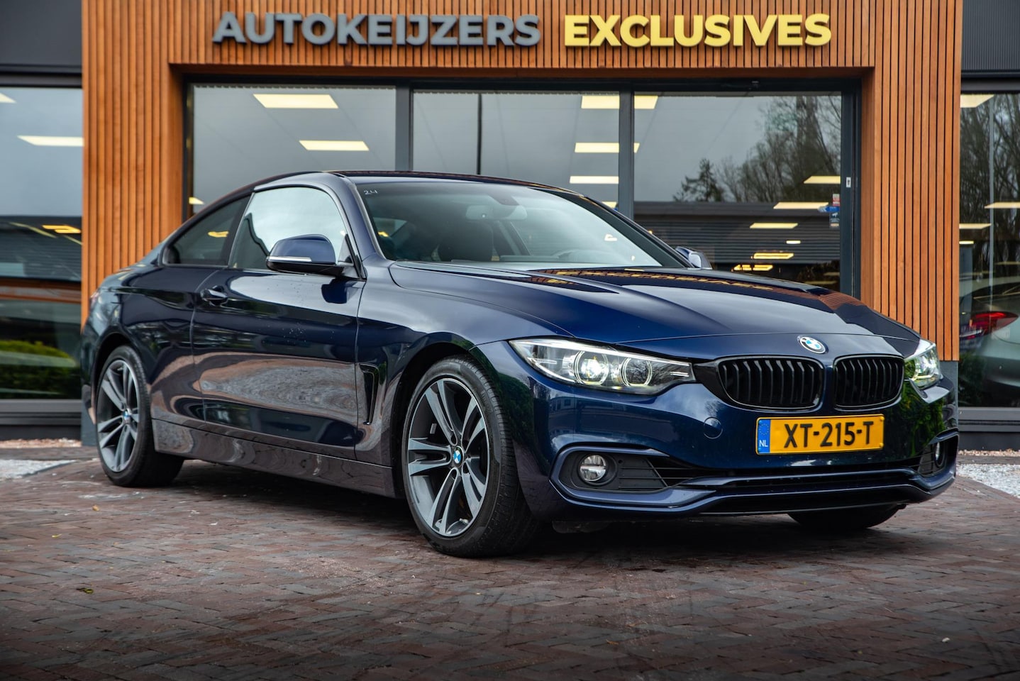 BMW 4-serie Coupé - 420i Executive Edition Xenon Navigatie Keyless - AutoWereld.nl