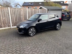 Suzuki Swift - 1.2 Stijl Smart Hybrid keyless navi cruisec. stoel verw.clima