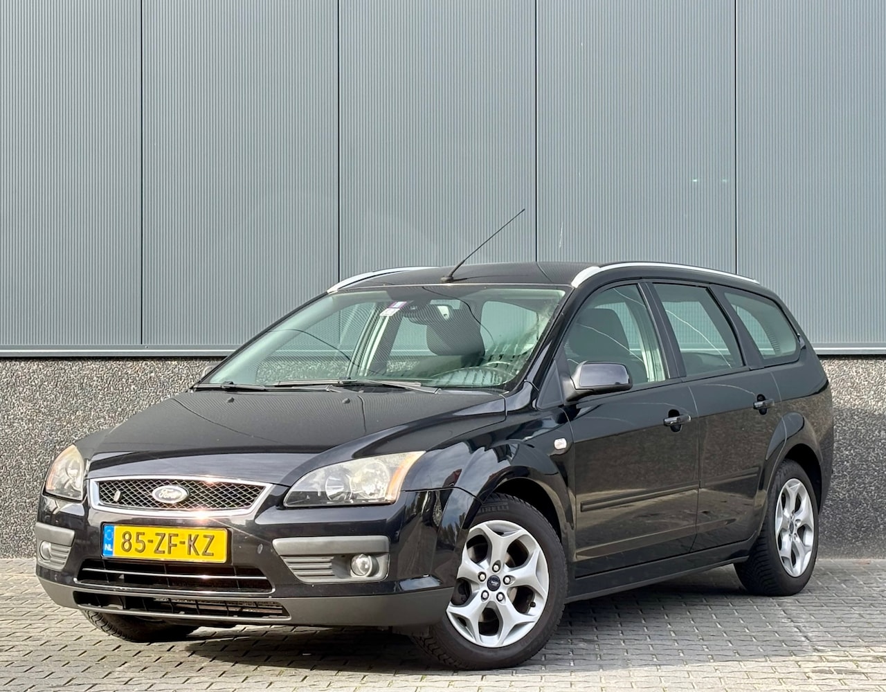 Ford Focus Wagon - 1.8-16V Ambiente Flexifuel 2008 | Stoelverwarming - AutoWereld.nl
