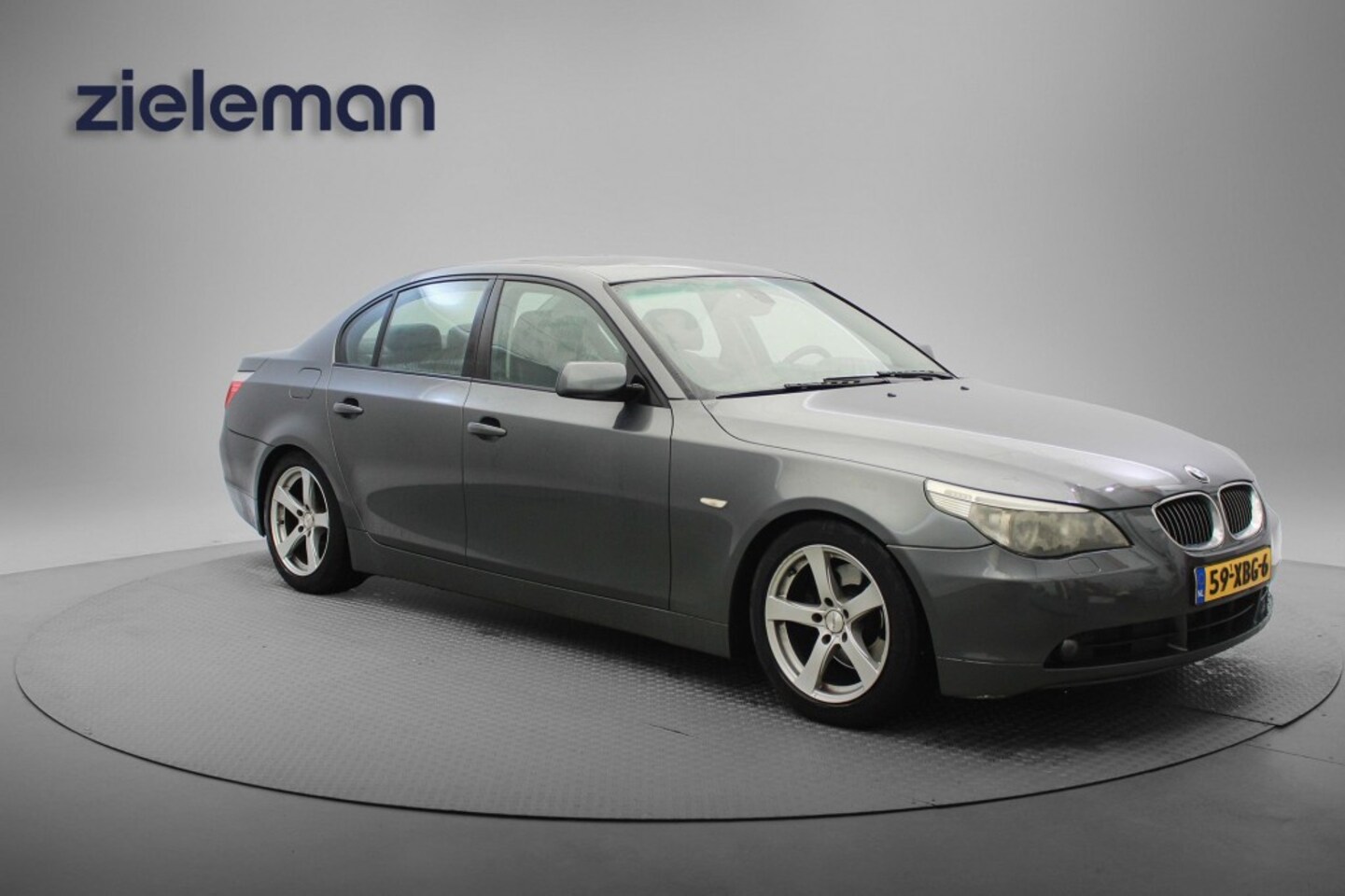BMW 5-serie - 530i sedan Automaat - Dakraam, Leer, Cruise, Clima, Trekhaak - AutoWereld.nl