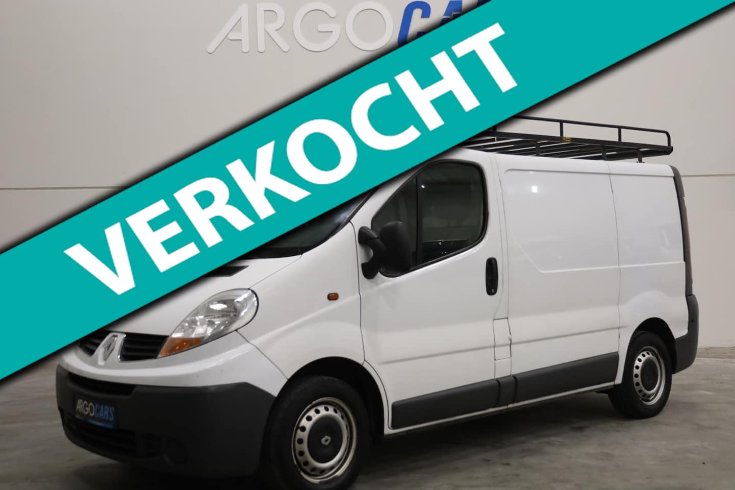 Renault Trafic - 2.0 dCi T27 L1/H1 NAP IMPERIAAL TREKHAAK INRUIL MOGELIJK - AutoWereld.nl