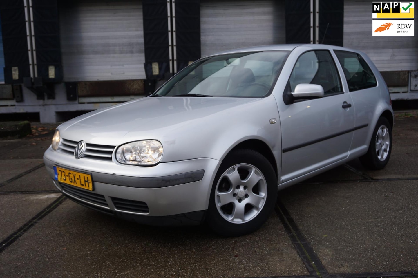 Volkswagen Golf - 1.6-16V Trendline * Airco * Lm Velgen * - AutoWereld.nl