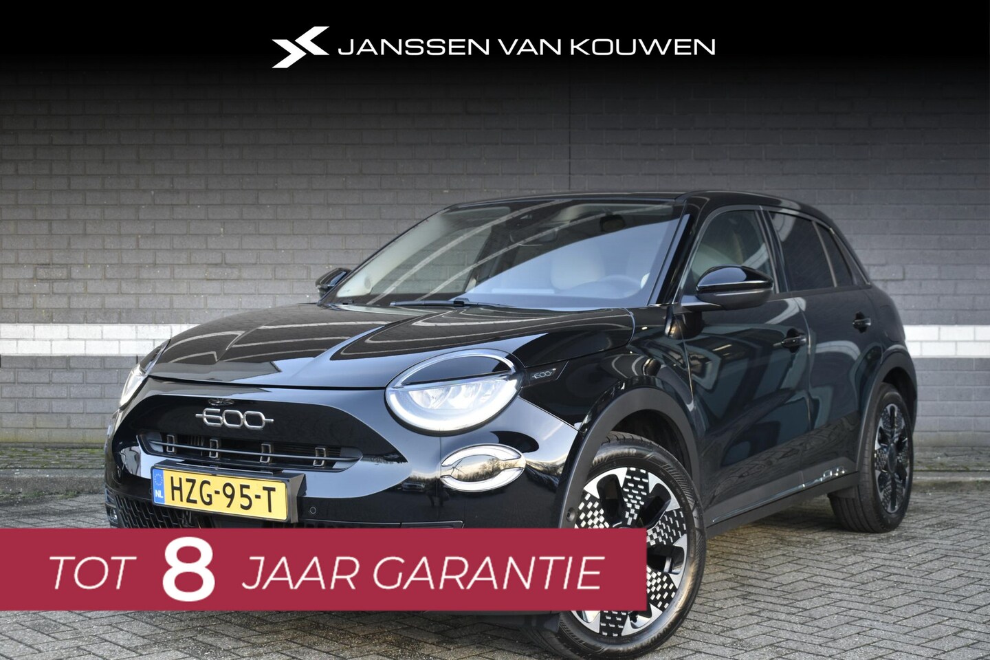 Fiat 600 - 1.2 Hybrid La Prima / Stoelverwarming / Elektrische kofferbak / Apple Carplay & Android Au - AutoWereld.nl