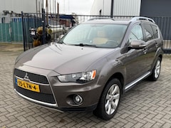 Mitsubishi Outlander - 2.0 Intro Edition Automaat Navi Leer Clima