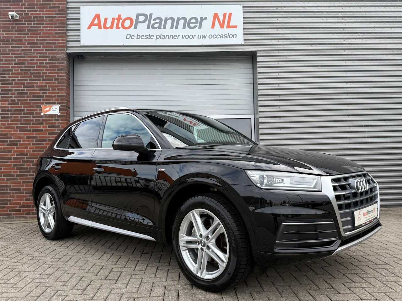 Audi Q5 - 2.0 TFSI Quattro Sport! S-line! Keyless! Navi! Xenon! - AutoWereld.nl