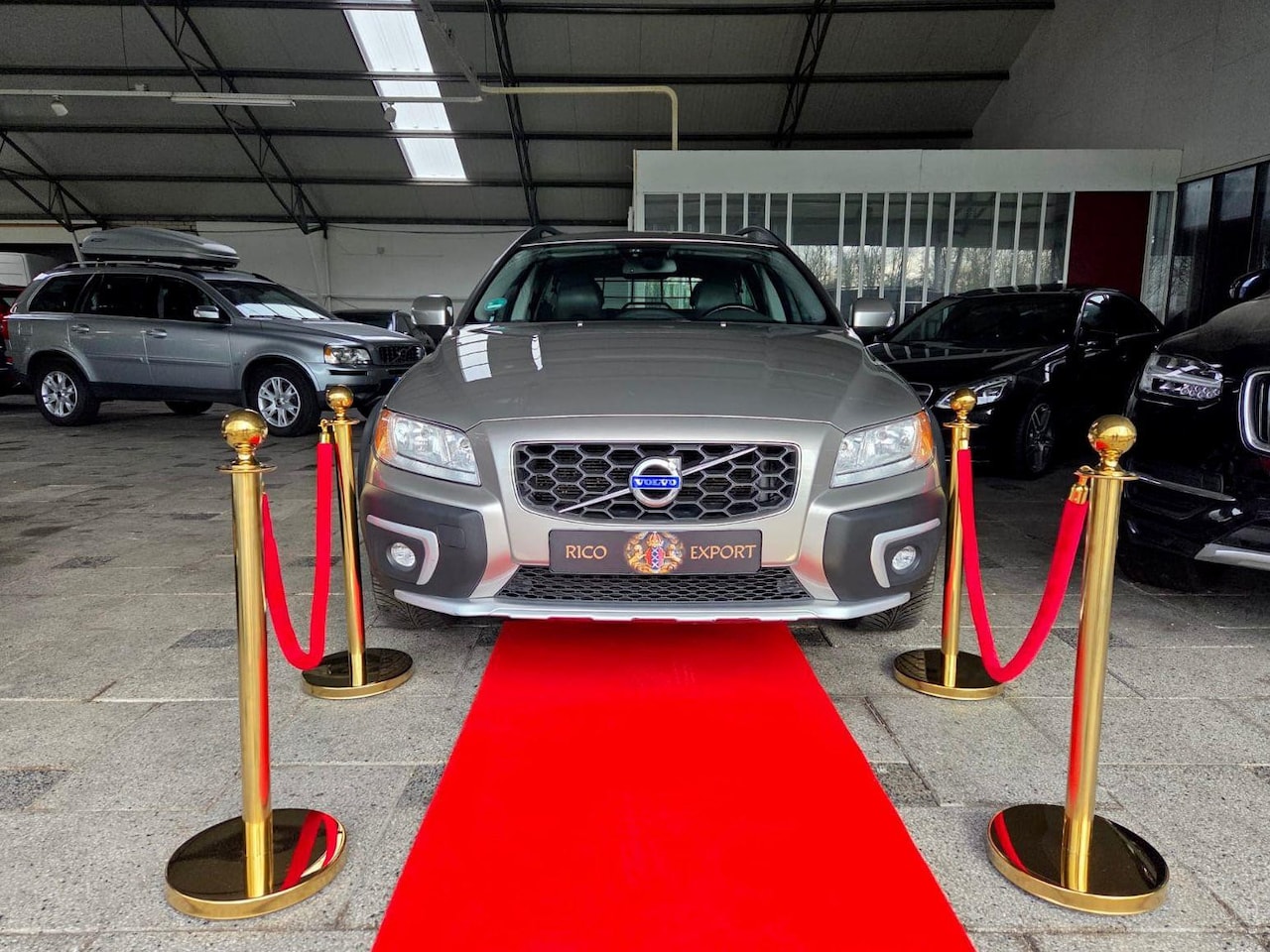 Volvo XC70 - 2.0 D4 AUT FWD Nordic+ CROSS COUNTRY! 2014 - AutoWereld.nl