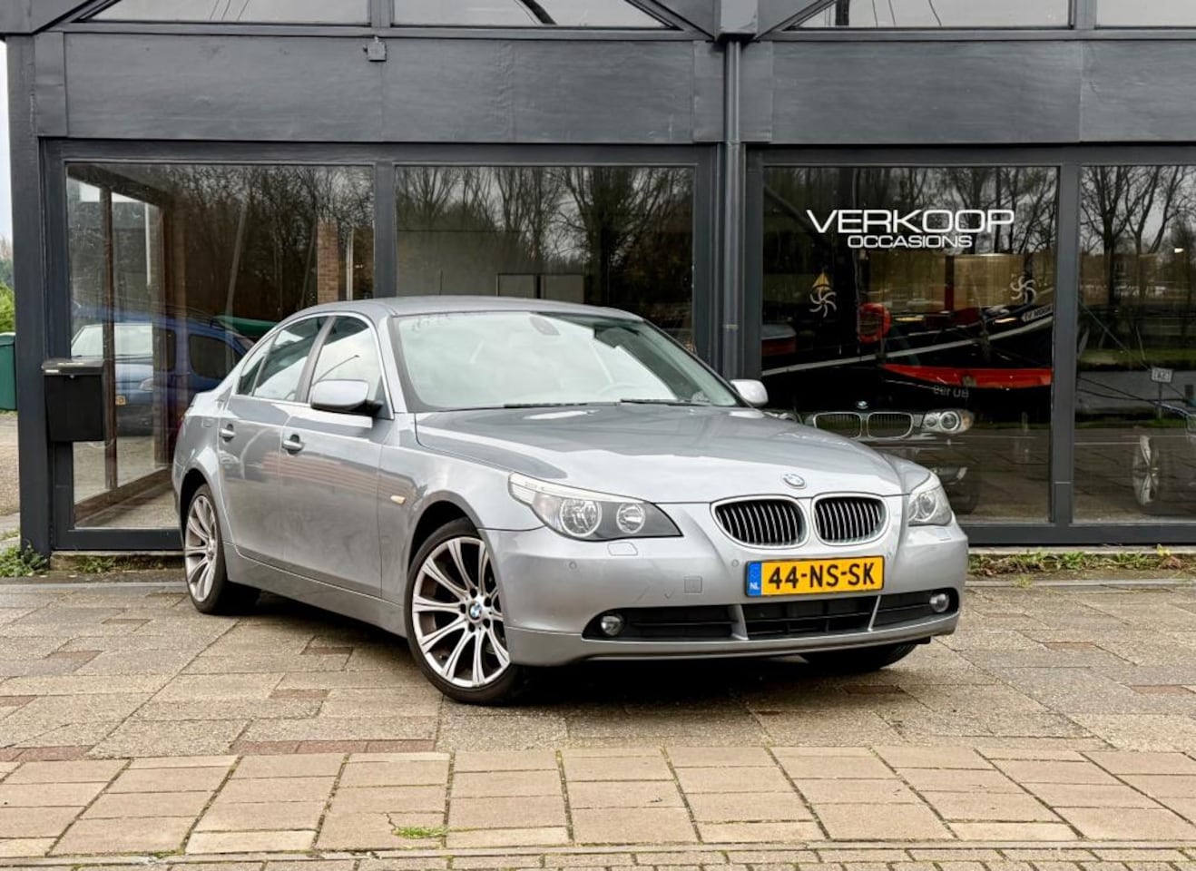 BMW 5-serie - 520i 520i - AutoWereld.nl
