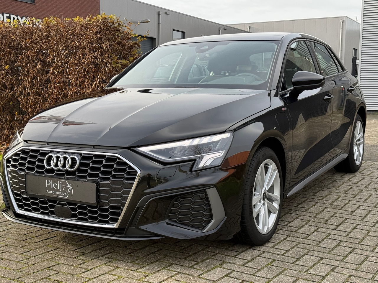 Audi A3 - Audi A3 40 TFSIe | 2022 Zwart | ACC | Cam | Virtual | Dealer - AutoWereld.nl