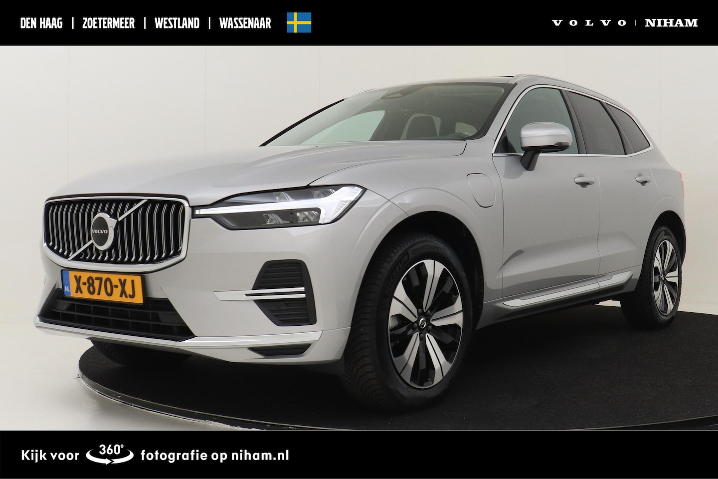 Volvo XC60 - RECHARGE T6 AWD ESSENTIAL EDITION BRIGHT -PANO.DAK|LEDER|CLIMATE|ADAP.CRUISE|19"|GETINT.GL - AutoWereld.nl
