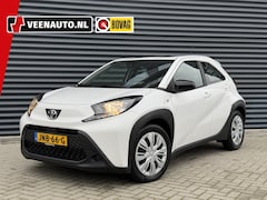 Toyota Aygo X - 1.0 VVT-i MT Play Camera/Apple/Stoelwarm/Keyless